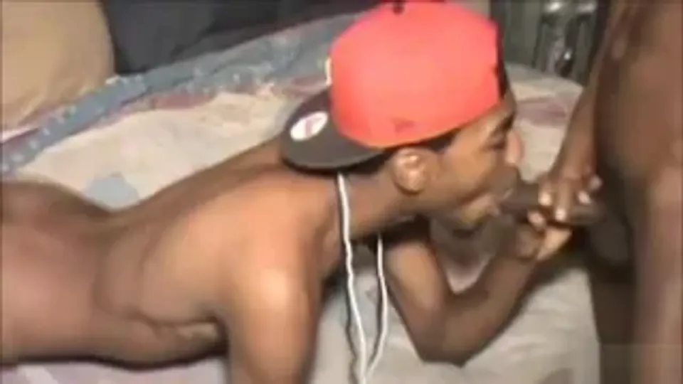 Murda and Chippy's CEO Threesome