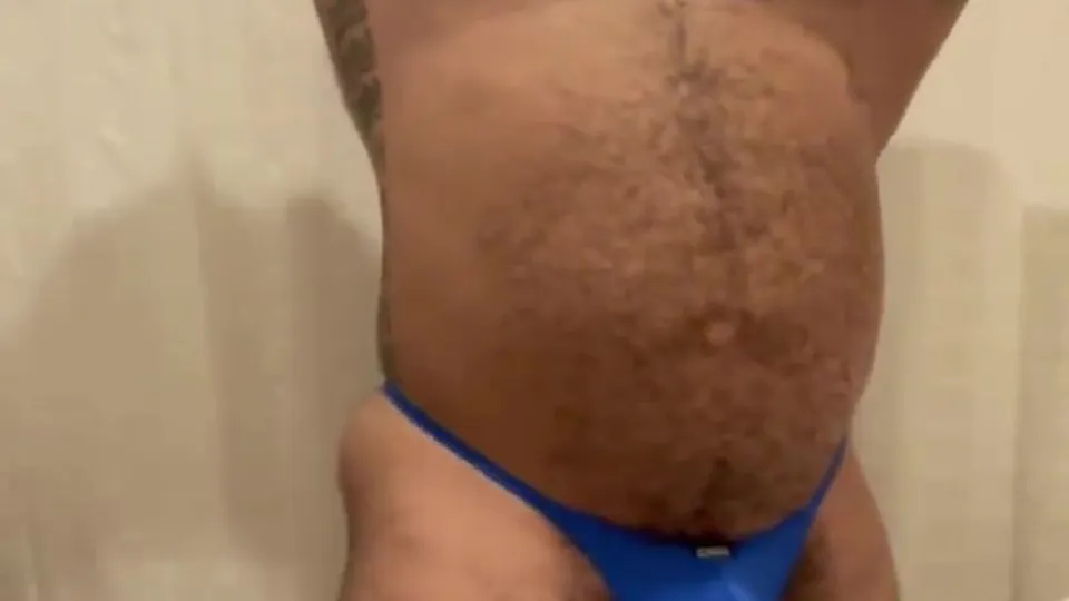 Muscle bear bulge and ass - ThisVid.com