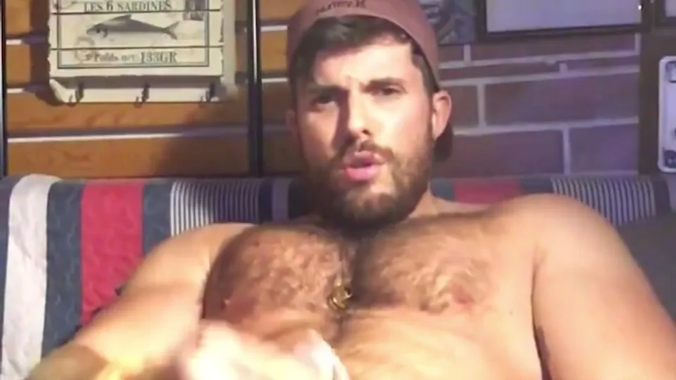 Muscle Bear jerk - ThisVid.com