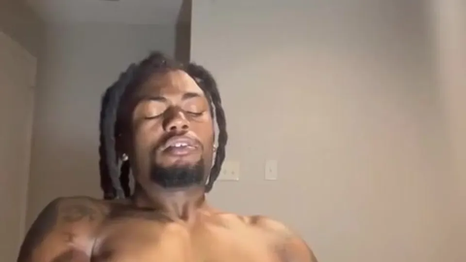 Muscle black solo - ThisVid.com