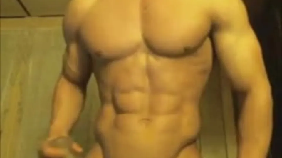 Muscle Hunk has a Great Big Cock