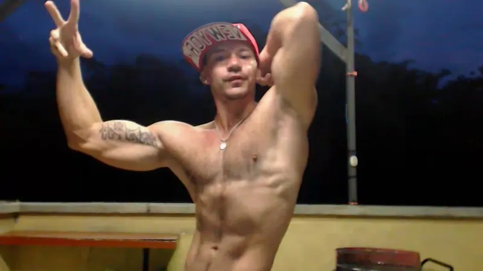 Muscle latino assplay - ThisVid.com