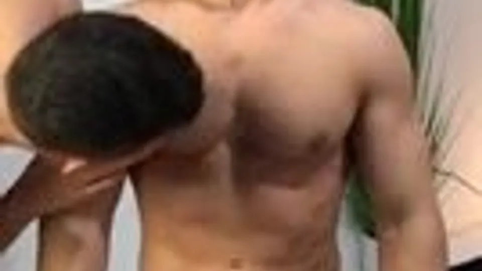 Muscle pecs worship - ThisVid.com