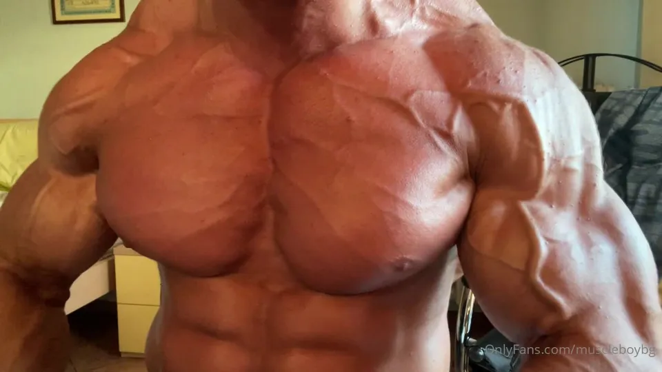 Muscle - video 120 - ThisVid.com