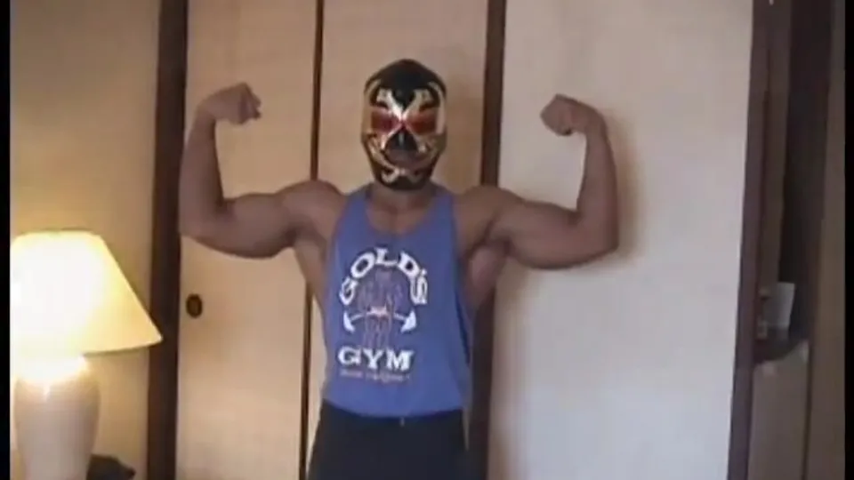 Muscle Worship - video 30 - ThisVid.com