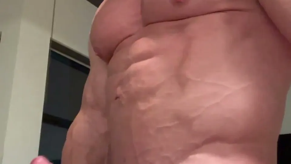 Muscular alpha - ThisVid.com