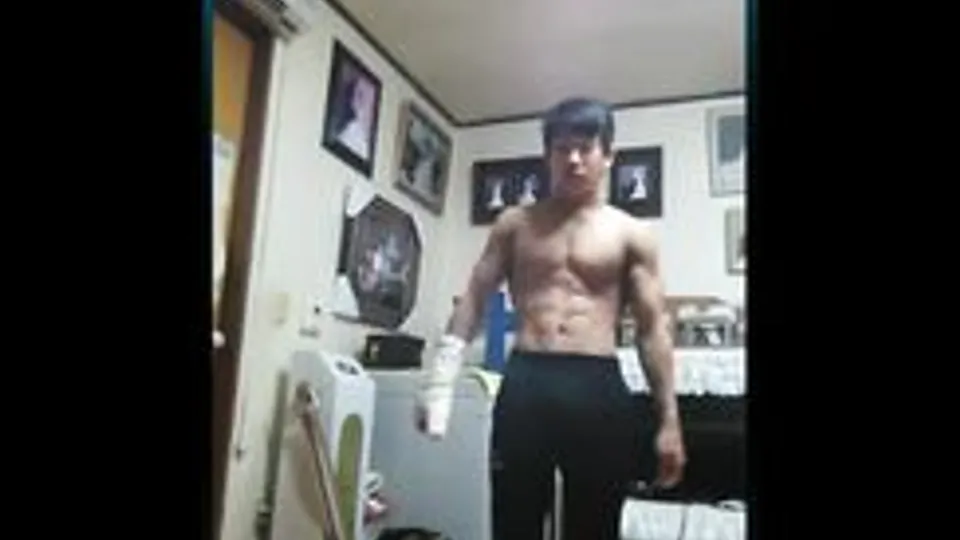 Muscular obedient skyper