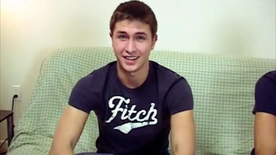 Logan and Jay's Couch Jerk Off