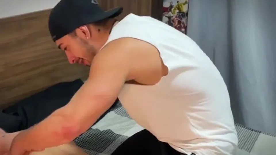 My first massage for my littlel friend - ThisVid.com