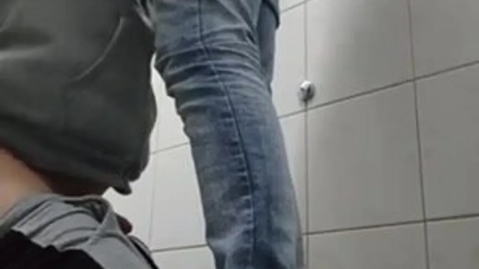 My friend fucked me at a public bathroom - ThisVid.com