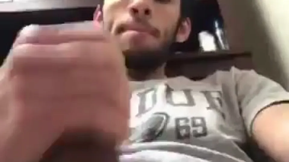 My "Straight" Co-Worker Sent Me This After We Hung Out - ThisVid.com