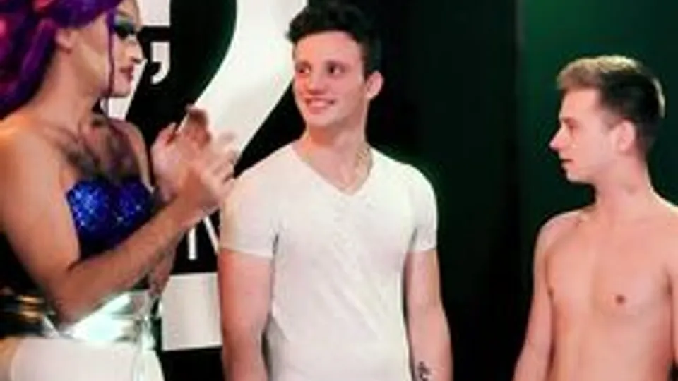 ♥ Naked GayTraction Robin ♥