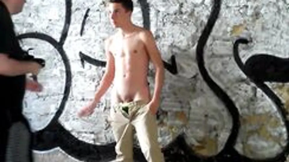 Naked photoshooting with a hot guy