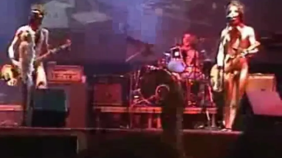 Naked rock stars - ThisVid.com