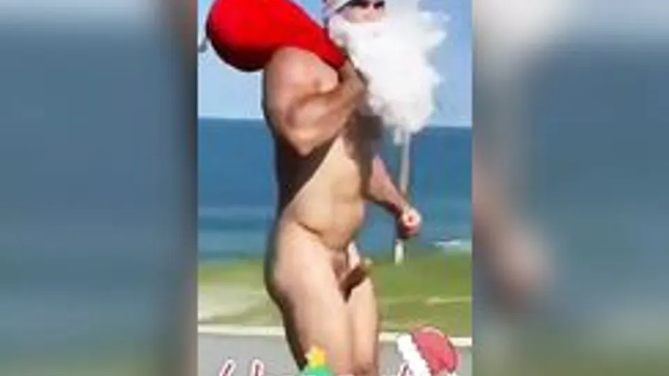 Santa à poil qui se masturbe en webcam