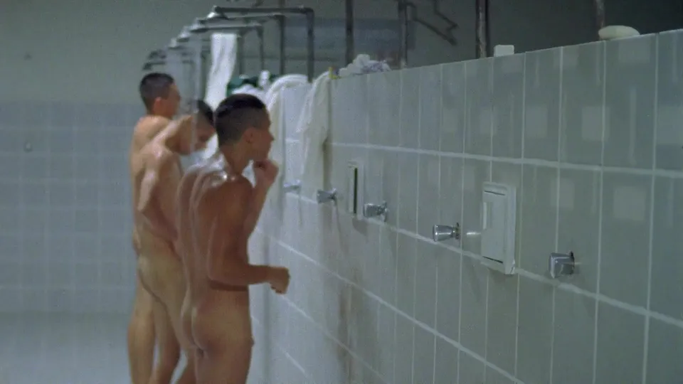 Naked shower scene in mainstream movie - ThisVid.com