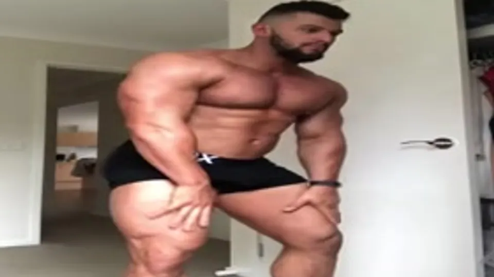 Nath Wyld, Australian stripper selfie