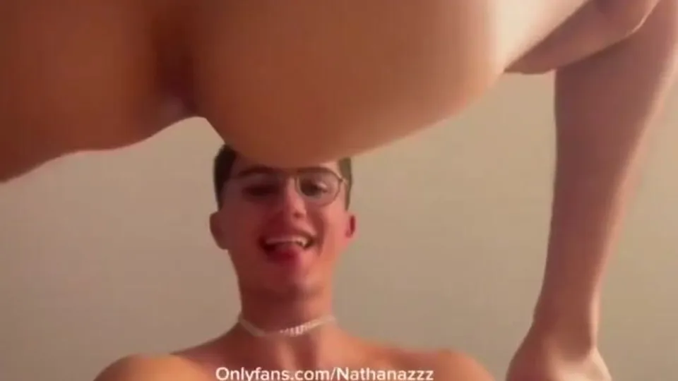 Nathanazz fucks - View from below