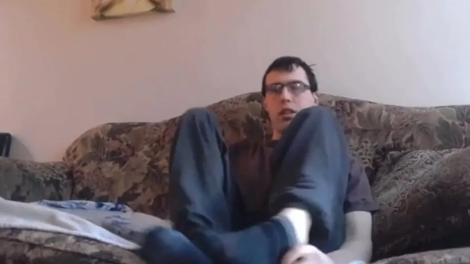 Nerd knows you're horny and teases you - ThisVid.com