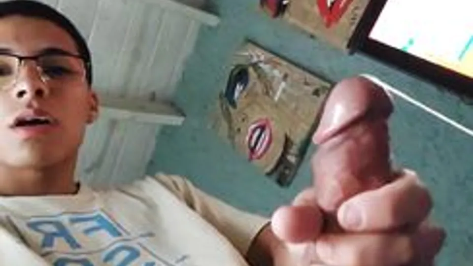 Nerd Twink Jerking Off After School Boys Porn
