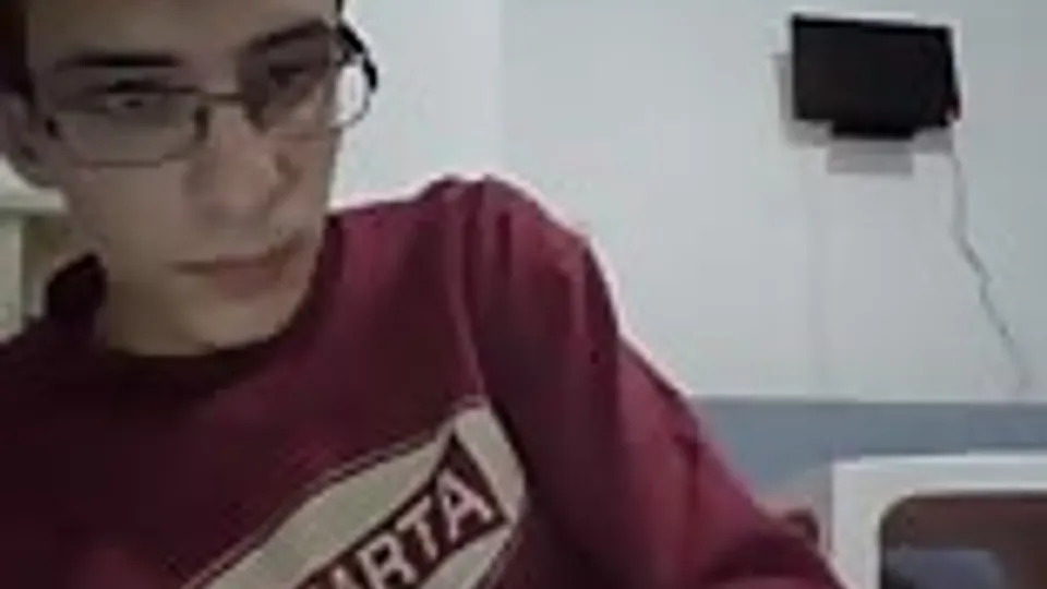Nerdy looking dude shows his big dick and load boys porn