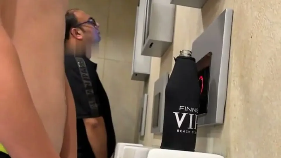 Nice Dick Spy Piss - ThisVid.com