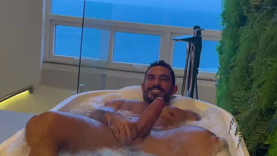 NICE GUYS - video 10 - ThisVid.com