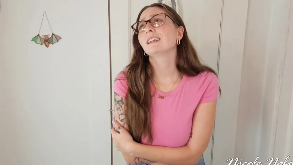 "Nicole Nabors" desperation, jeans/pants wetting, pee, role play, urine The neighbors bathroom Manyvids