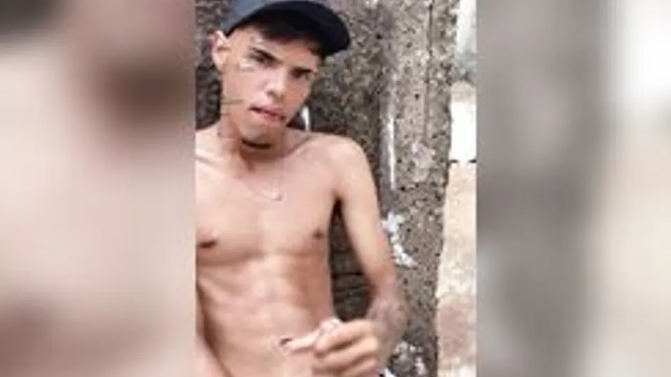 Nike Boy Big Cock Teen Shoot Huge Load