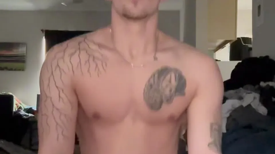 Nolan: Straight Jock's Anal Debut