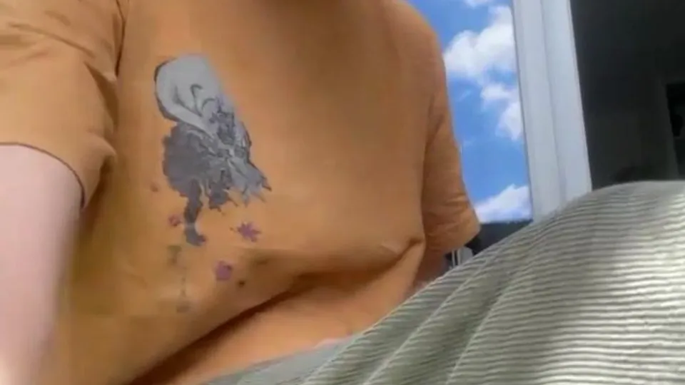 Nolan jerks off and cums on the patio - NOL01