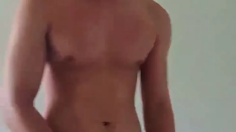 Novinho gemendo e gozando gostoso - ThisVid.com