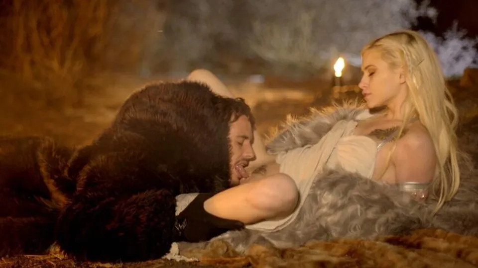NubilesET - Kiara Cole - Throne Games Mother Of Dragons - S1:E7 