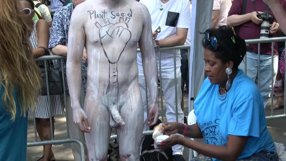 Nude body painting 1 - ThisVid.com