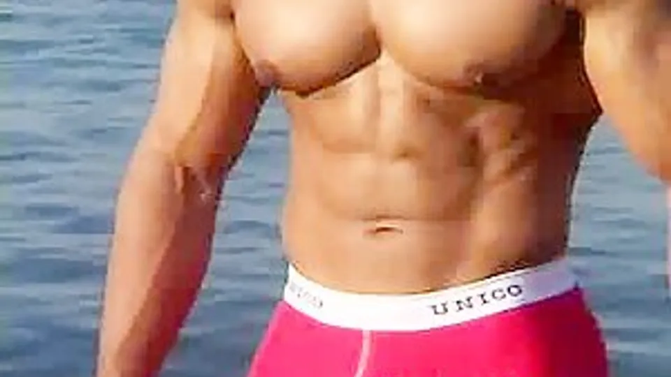 Emilio Santana: Solo Muscle Wank