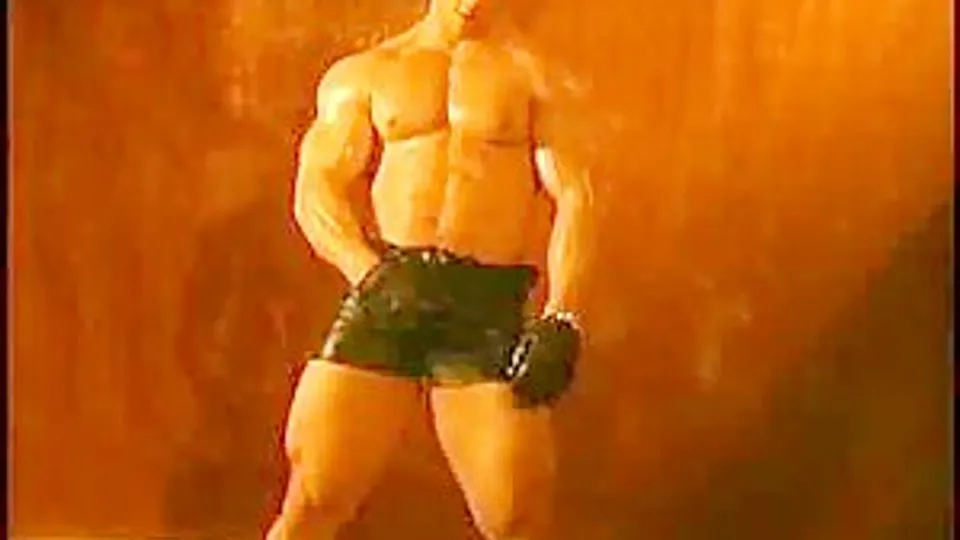 Marco Rossi: Muscle Showcase & Striptease