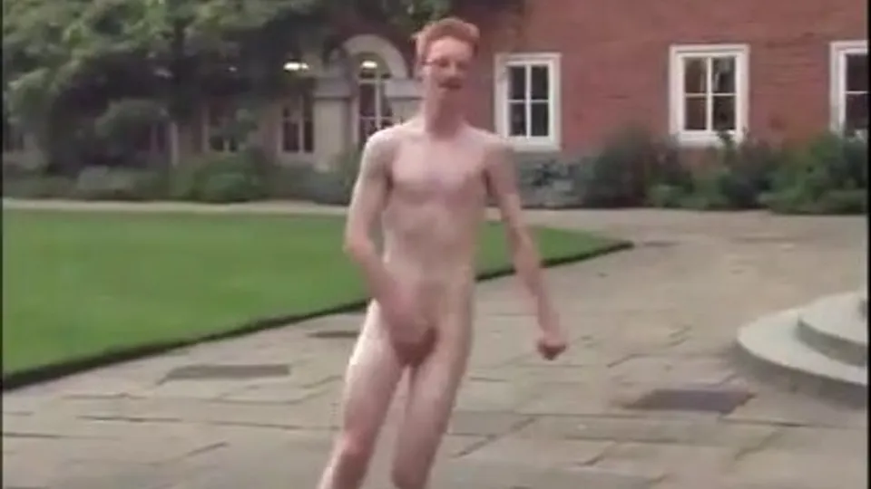 Nude on campus - ThisVid.com