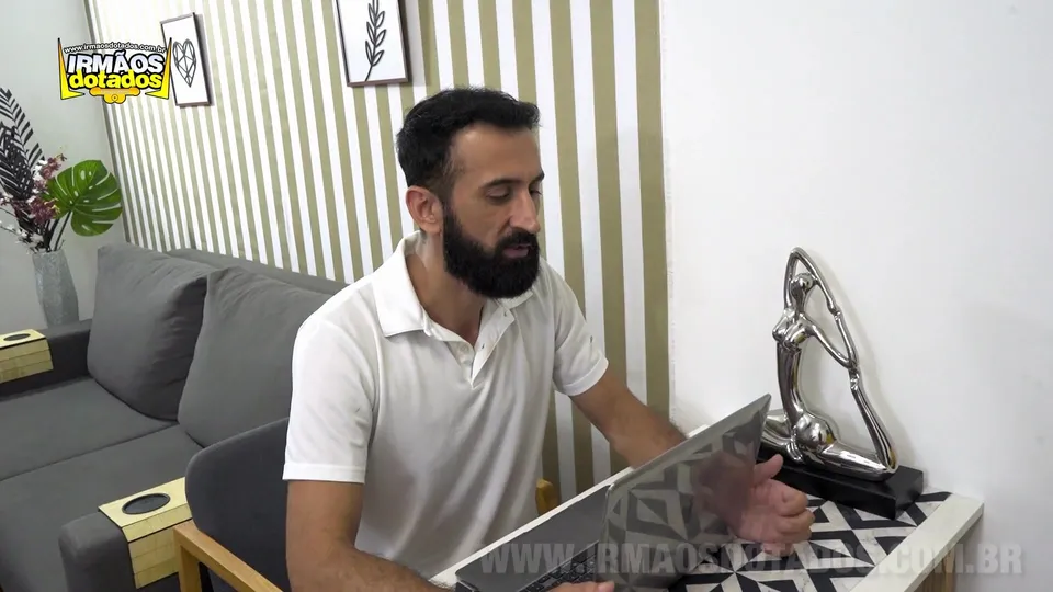 O Massoteraputo (Diego, Eli)