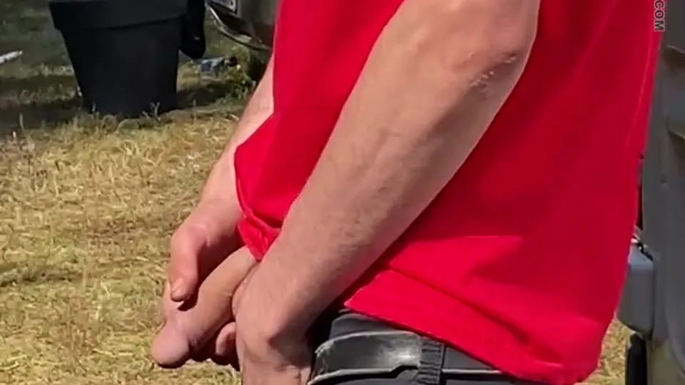 Oblivious Tall Festival Dude Pisses from His BWC - ThisVid.com