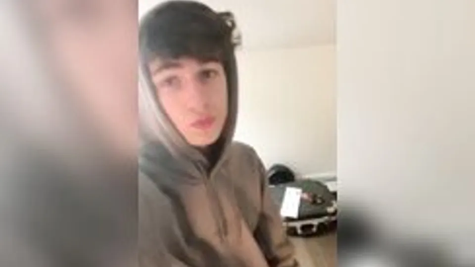 Twink Boys Masturbate Together in House