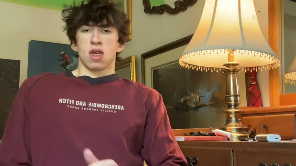 FishyBawlz's Wild Threesome