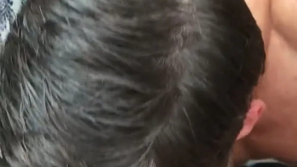 Griffin Barrows' Intimate Solo Session