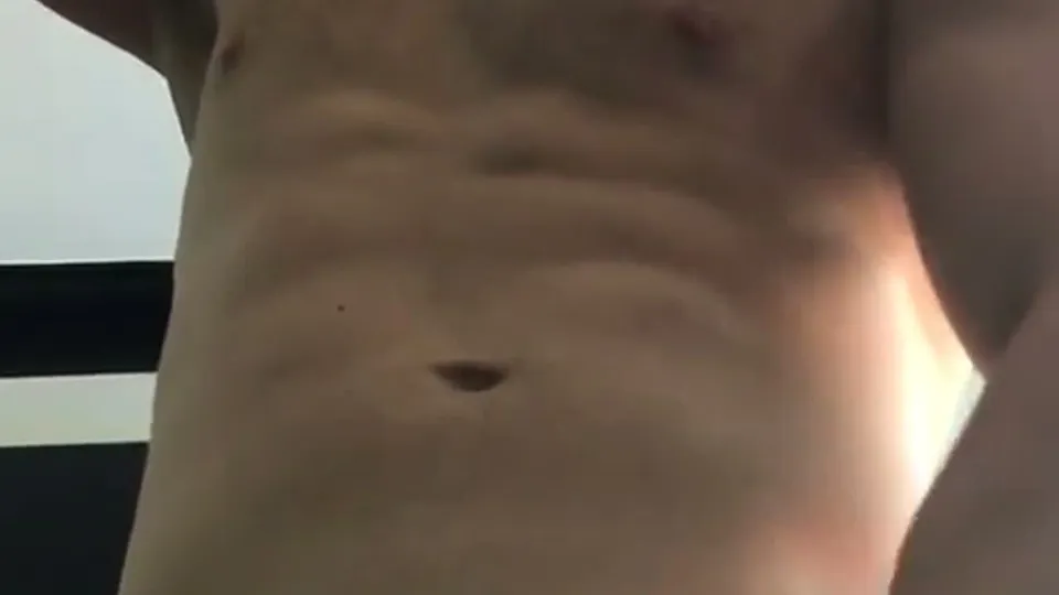 ثريسوم حار مع غريفين باروز