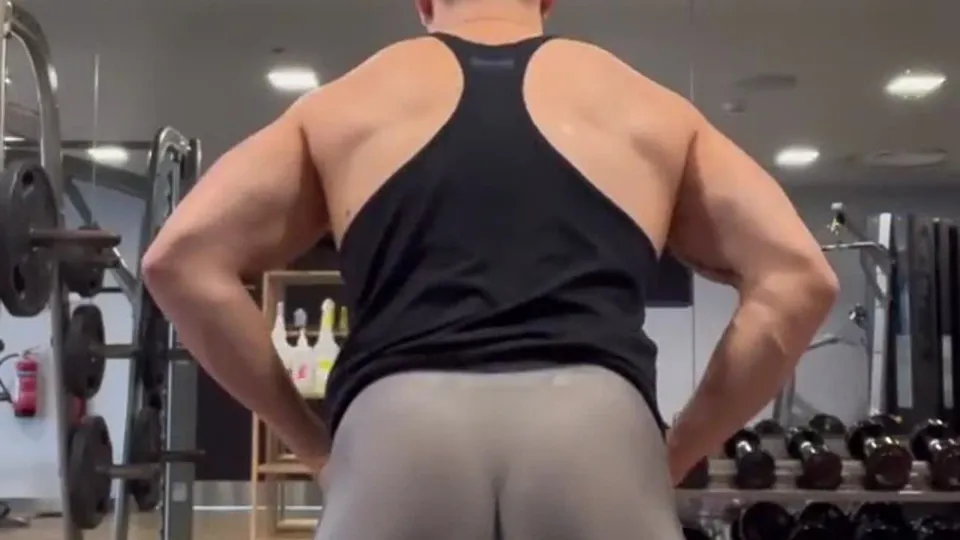 Muscle Studs Workout & Fuck