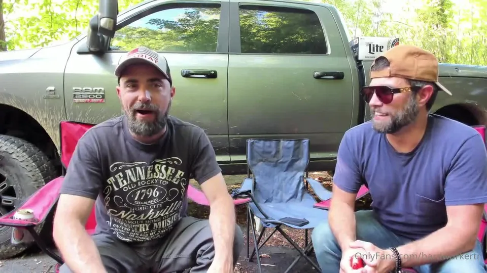 Hardcore Threesome: Spit Roast Action