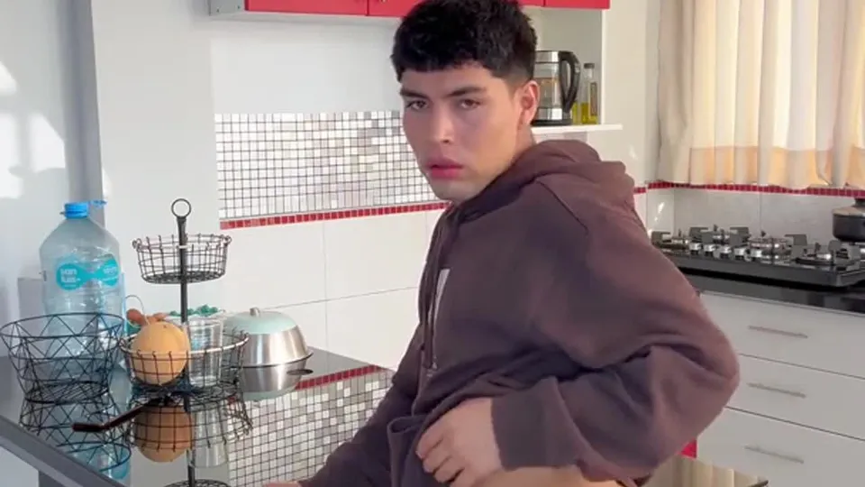 Julio Cesar & Alya - Passionate Encounter