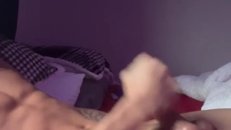 King's Intense Masturbation Session