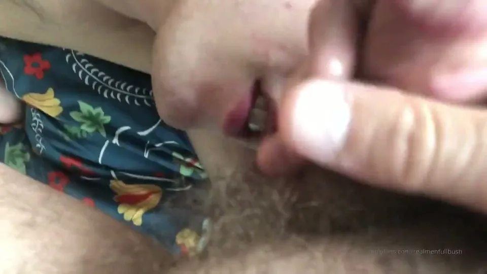 [OF - seattle_dad] After draining my balls all night I woke up with my muffin r.._1_4b00.mp4