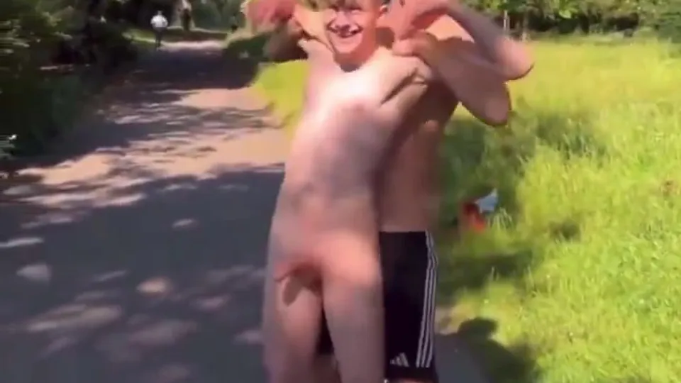 Off With those Overalls - ThisVid.com