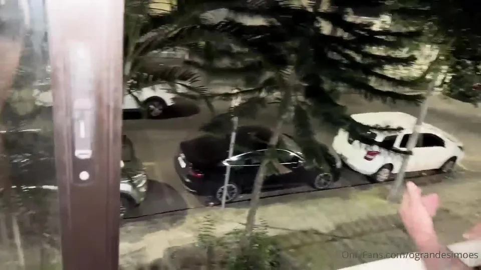 Black Hunk Barebacks in Spicy Gay Encounter